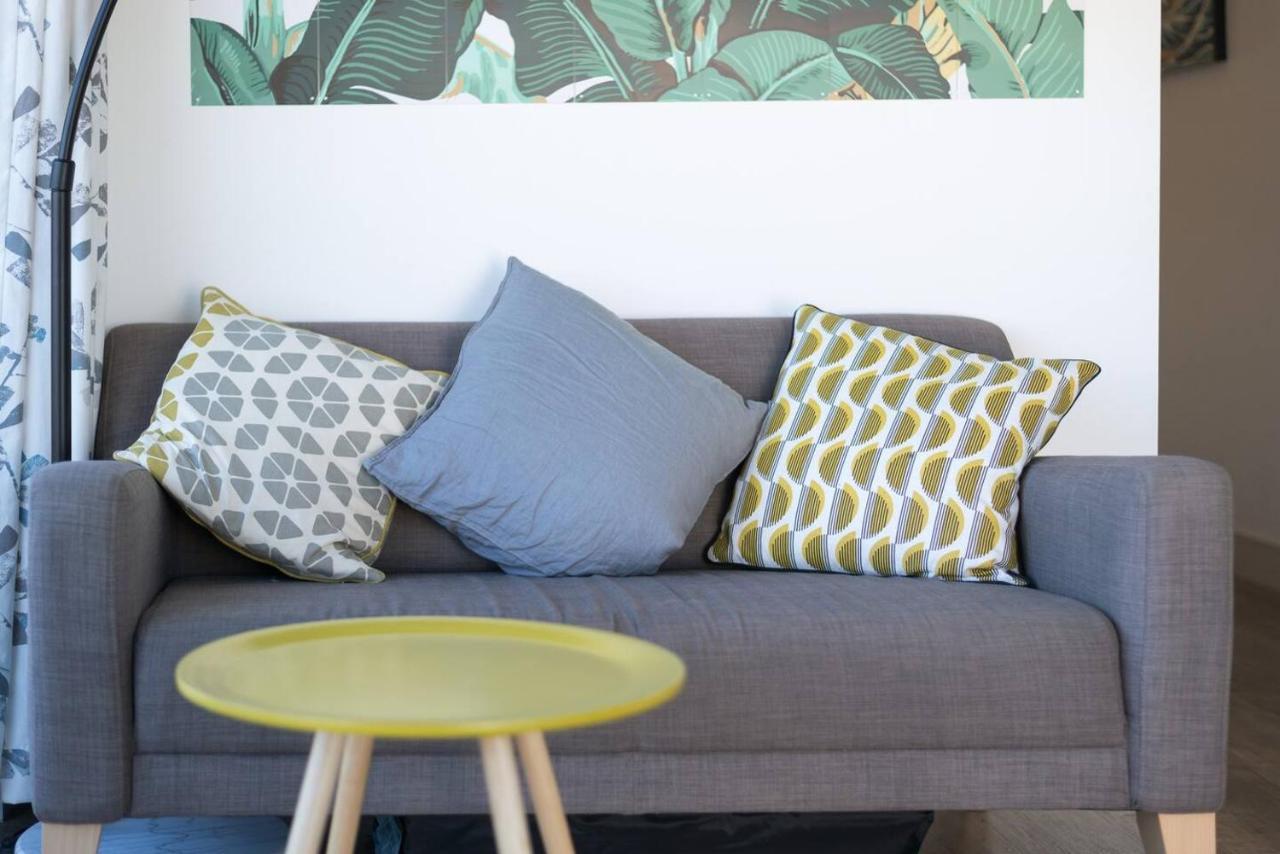 Joivy Lovely Studio Flat With Terrace In Southeast Londen Buitenkant foto